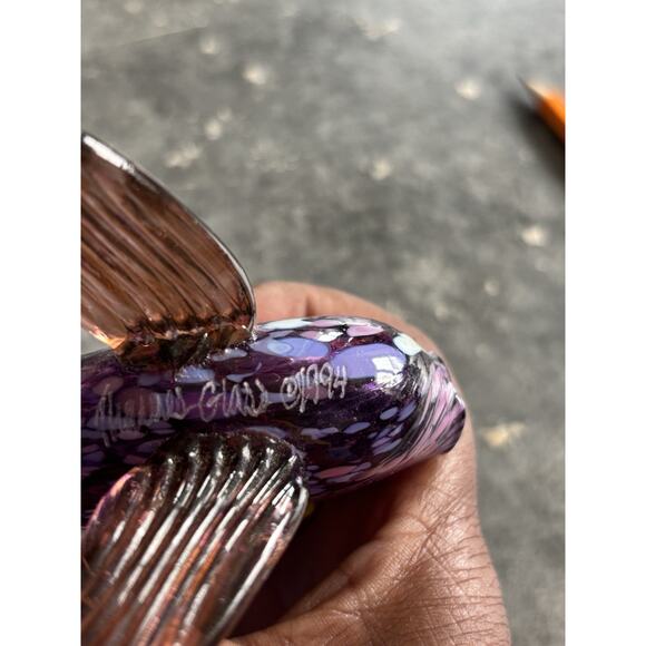 Vtg Thames Art Glass Tropical Speckled Fish Purple Speckled Figurine Signed - Picture 8 of 9